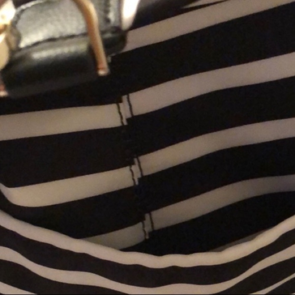 🌷❤️NWT Kate Spade Weekender Stripe Bag - Picture 8 of 8